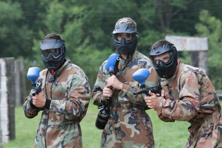 [GALERIJA] Paintball team building