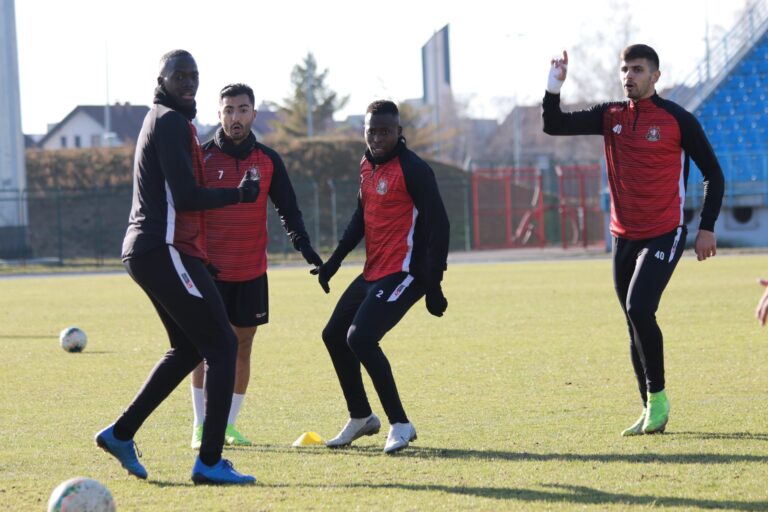 Prijateljska utakmica kod kuće